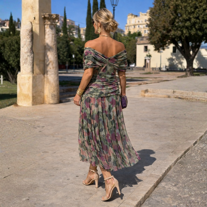 Vestido largo elegante con hombros descubiertos