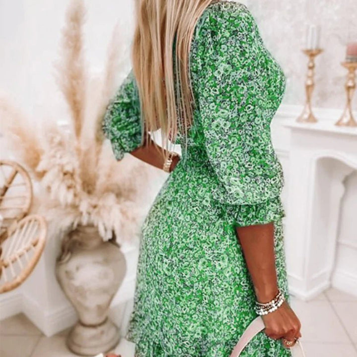 Elegancka sukienka w kwiaty