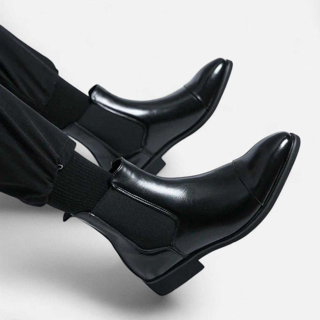 Men’s Retro Captivating Stable Chelsea Boots in Polished Black with Red Sole