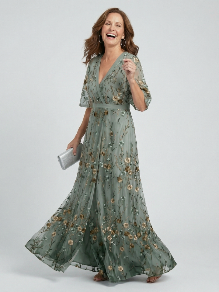 Vestido largo fluido con tirantes y estampado floral