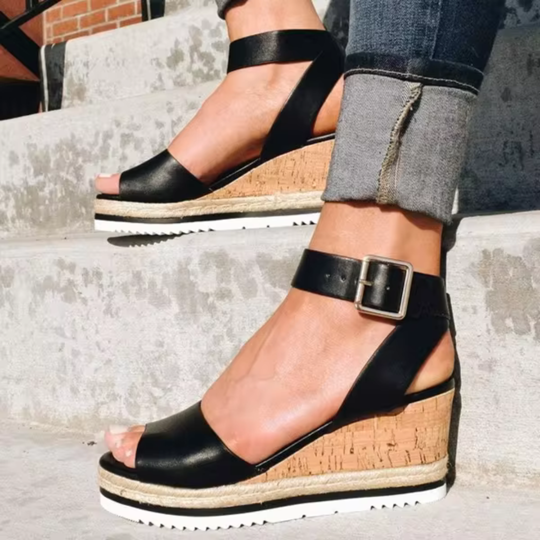 Sandalias cómodas casuales con cuña