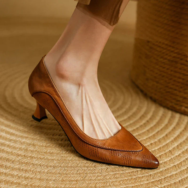 Décolleté con tacco kitten slip-on