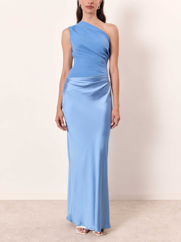 Vestido largo de fiesta plisado con un solo hombro