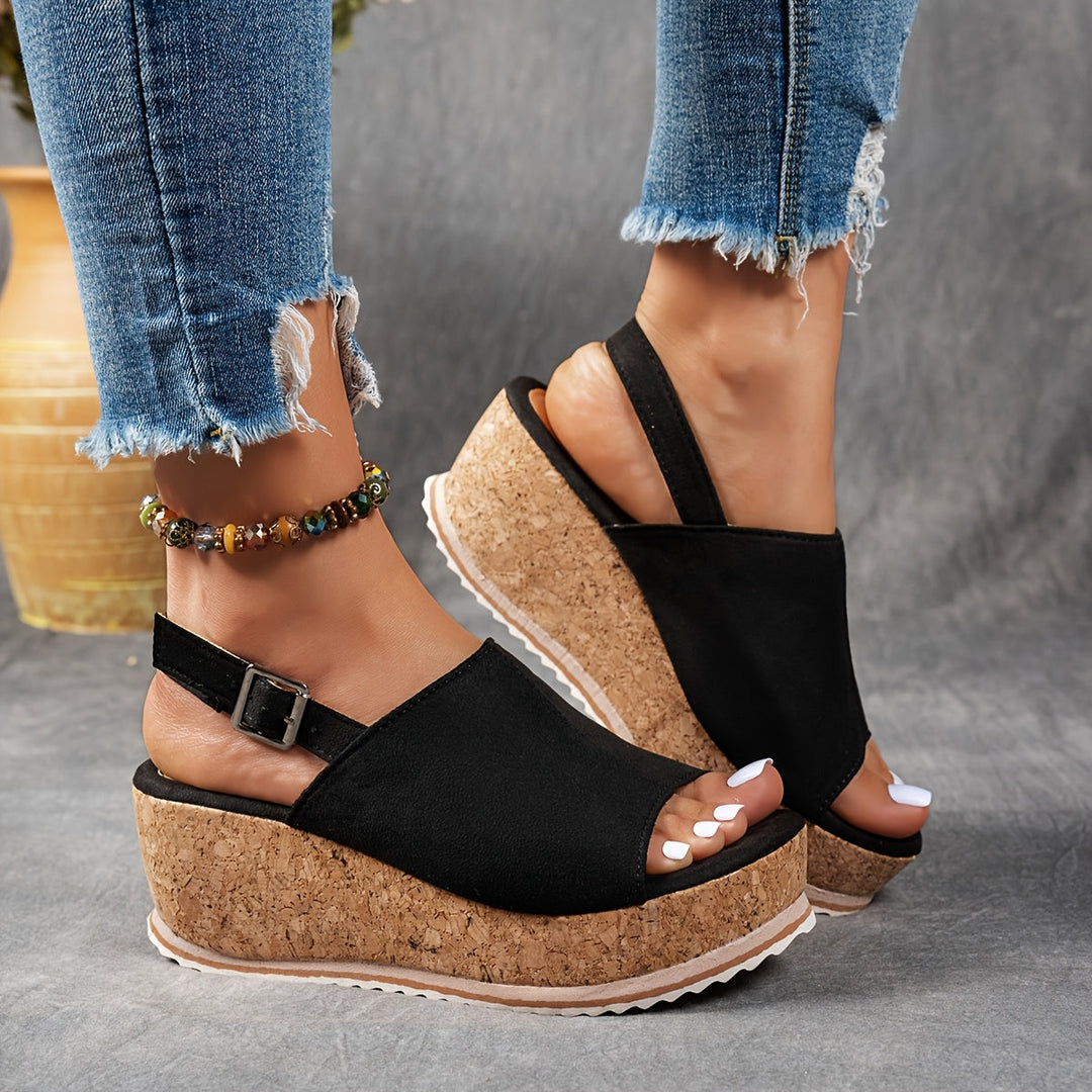Sandalias cómodas con hebilla y plataforma