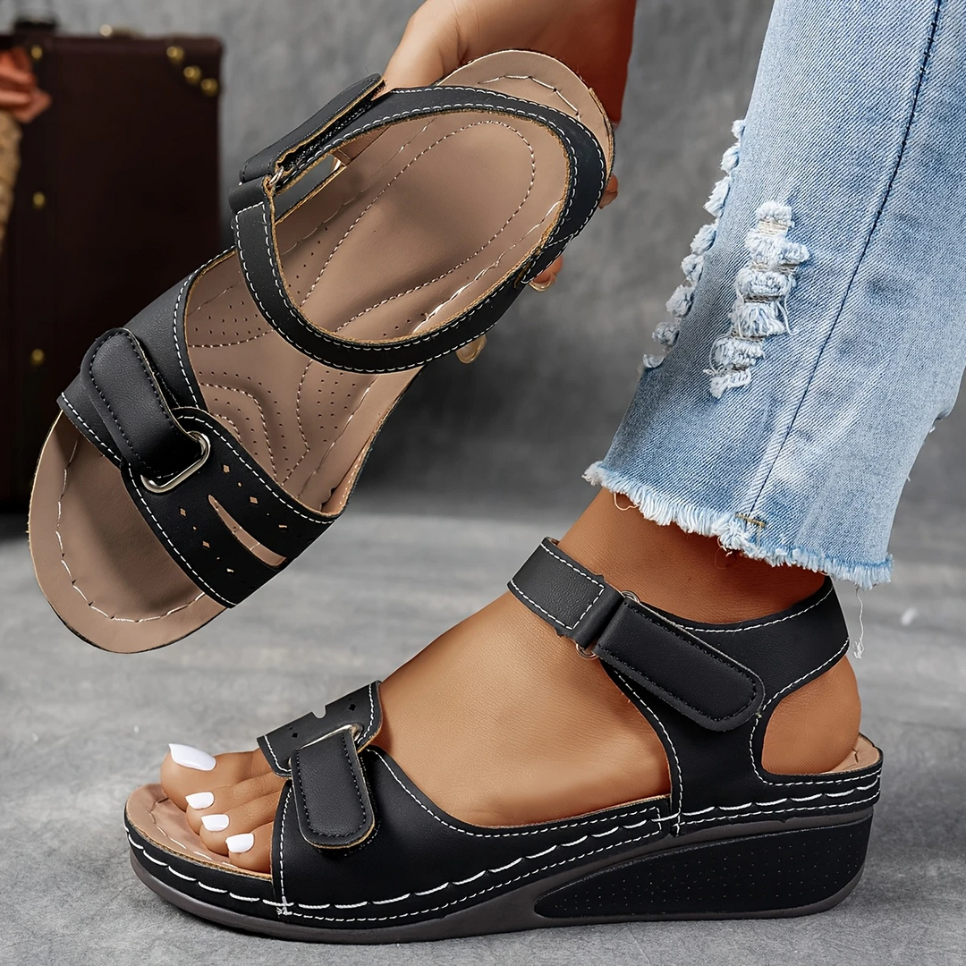 Sandalias de cuña con plataforma acolchada