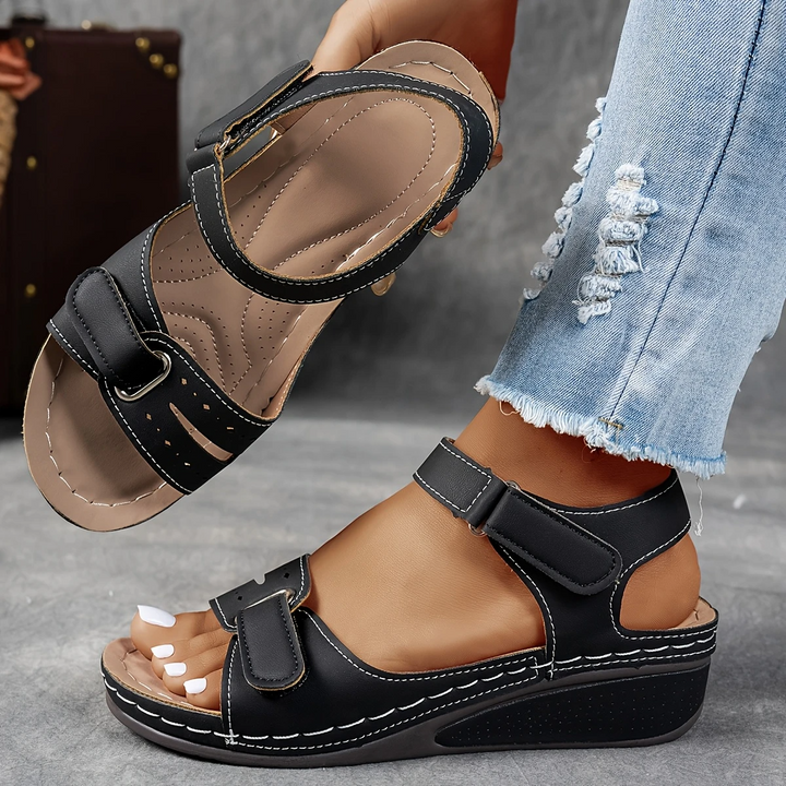 Sandalias de cuña con plataforma acolchada