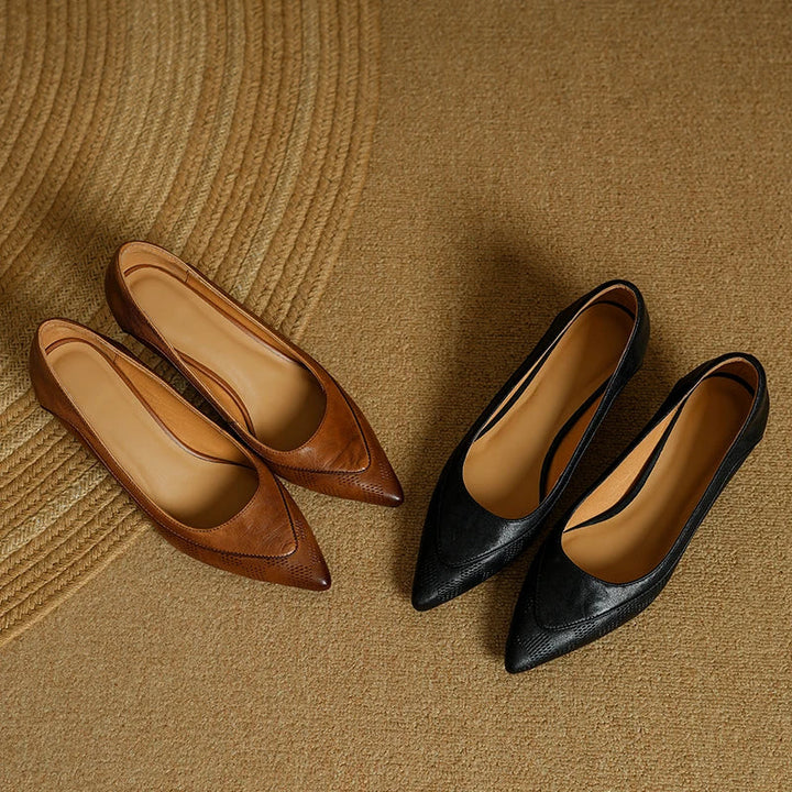 Décolleté con tacco kitten slip-on