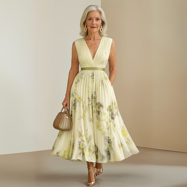 Vestido maxi veraniego sin mangas y fluido