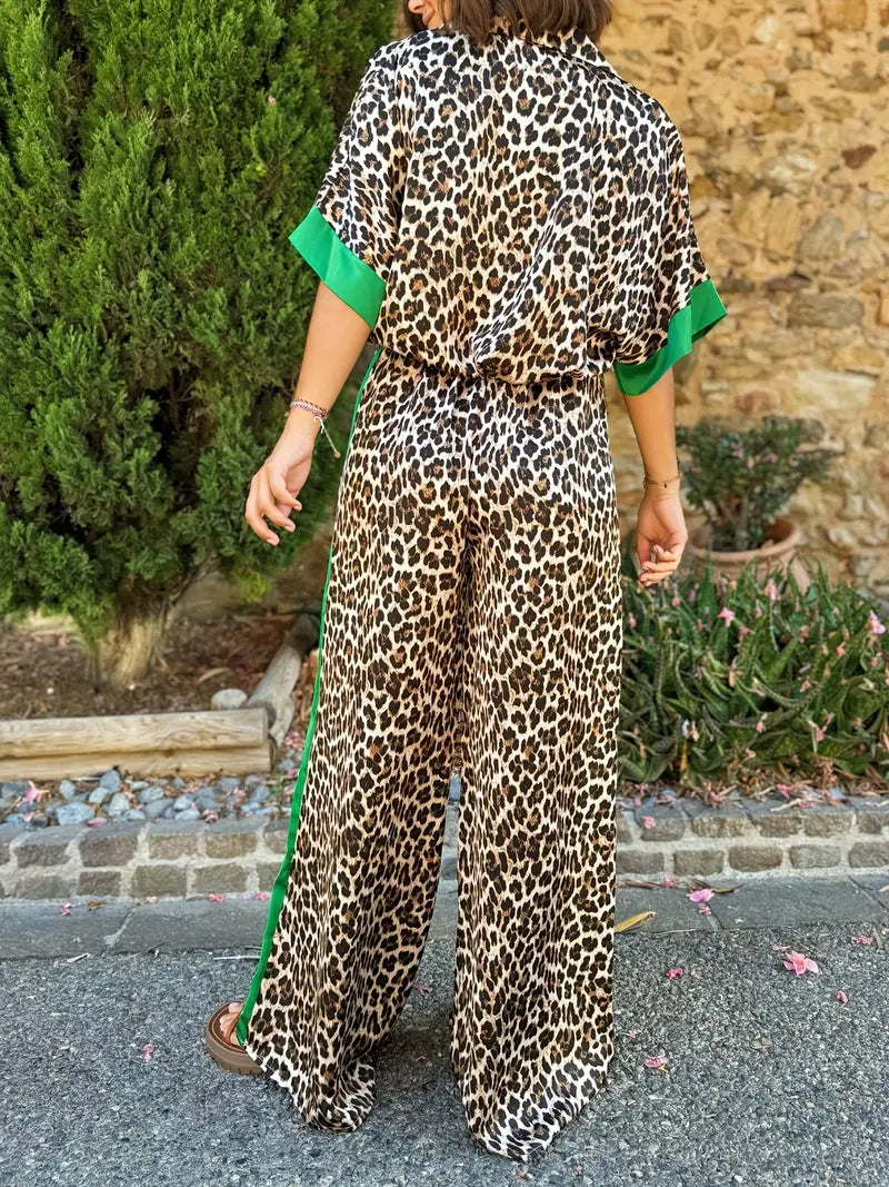 Conjunto Coordinado Fluido con Estampado de Leopardo