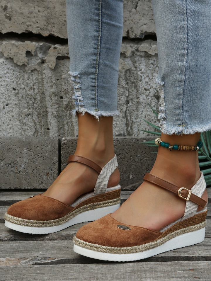 Sandalias ortopédicas tejidas de confort