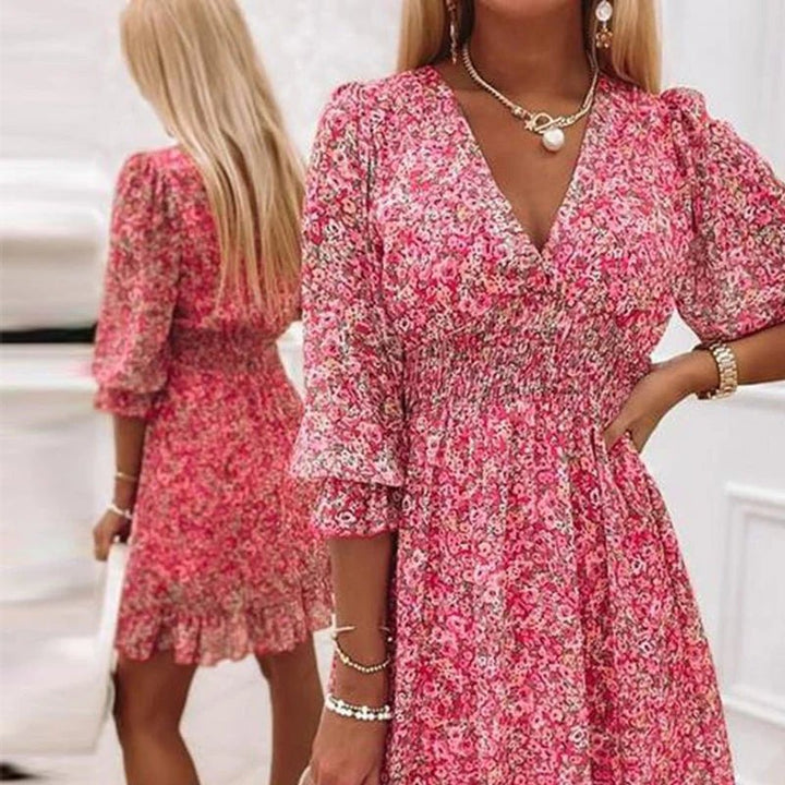 Elegancka sukienka w kwiaty