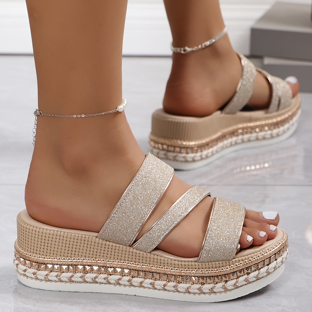 Relaxed Flat Comfort Sandals