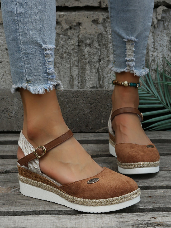 Sandalias ortopédicas tejidas de confort