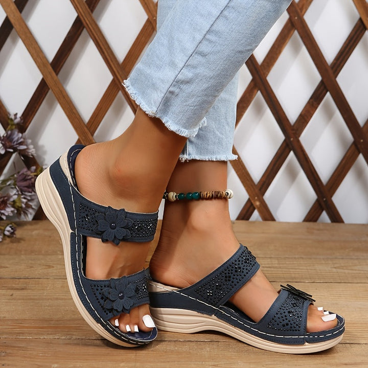 Sandali Comfort con Zeppa e Fascia Scivolata