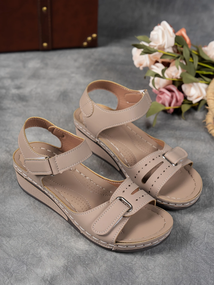 Sandalias de cuña con plataforma acolchada