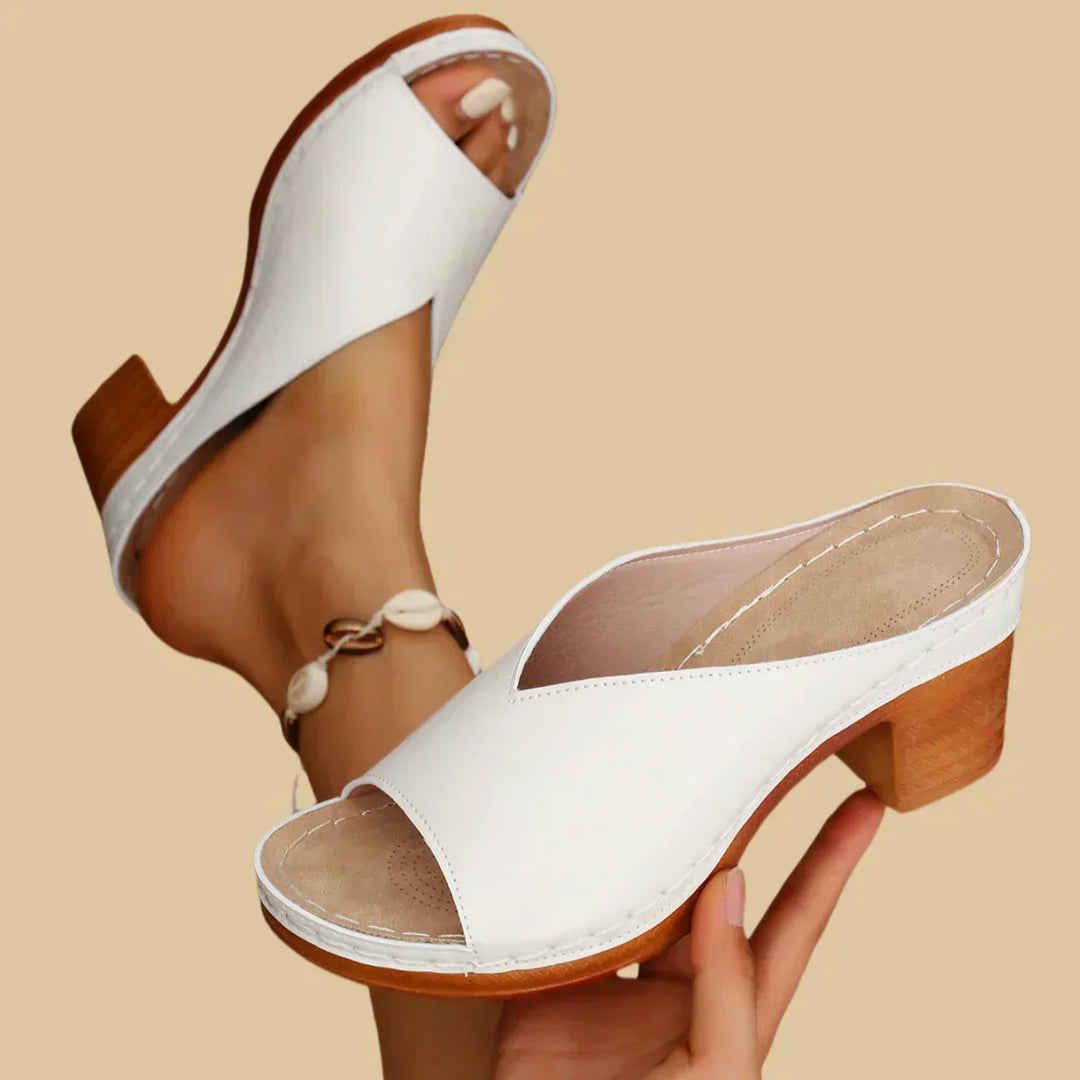 Sandalias ortopédicas planas y cómodas