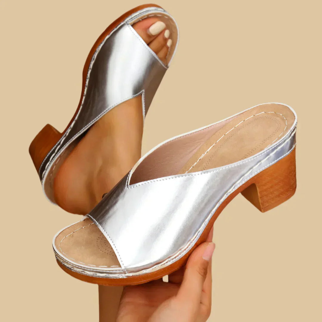 Sandalias ortopédicas planas y cómodas