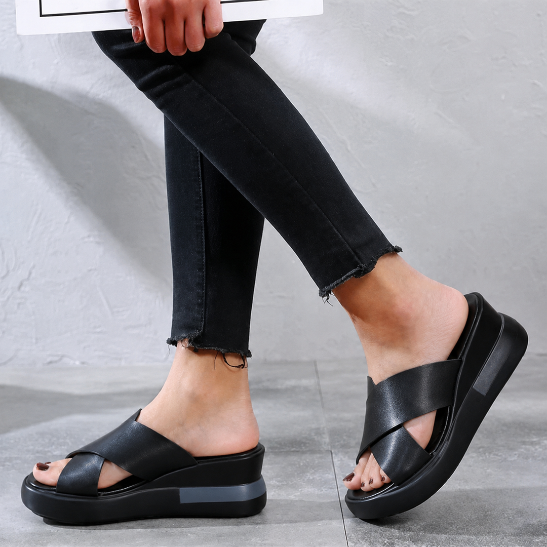 Sandalias planas de suela blanda