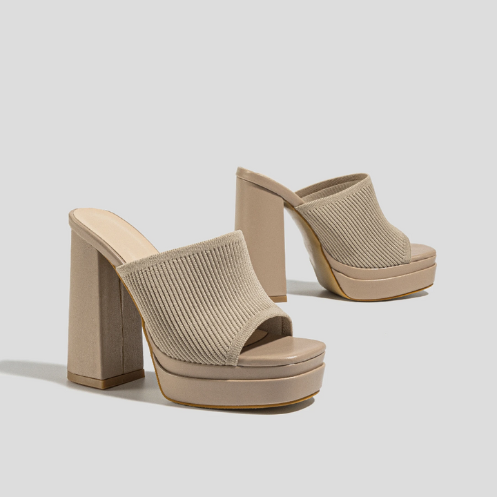 Sandalias cómodas ajustables con plataforma