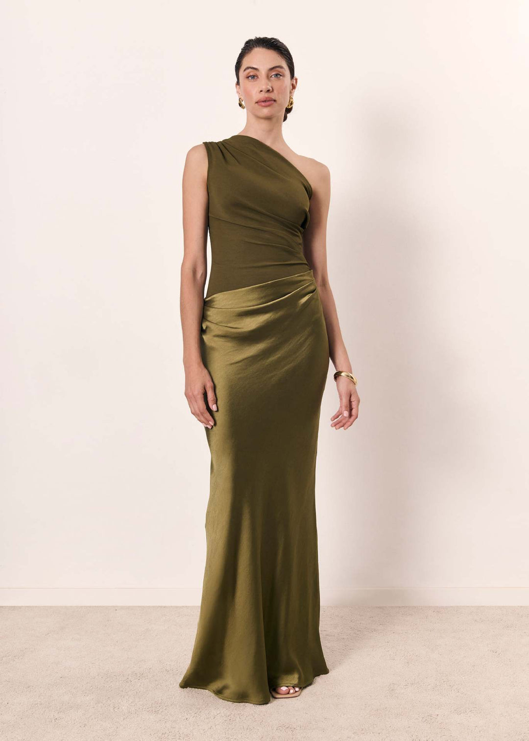 Women's One-Shoulder Flowing Long Maxi Dress