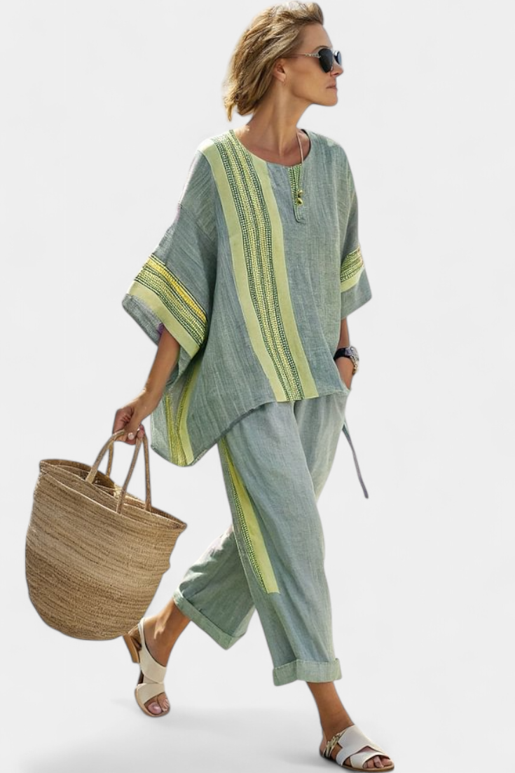 Conjunto de Blusa Oversize y Pantalones Cónicos