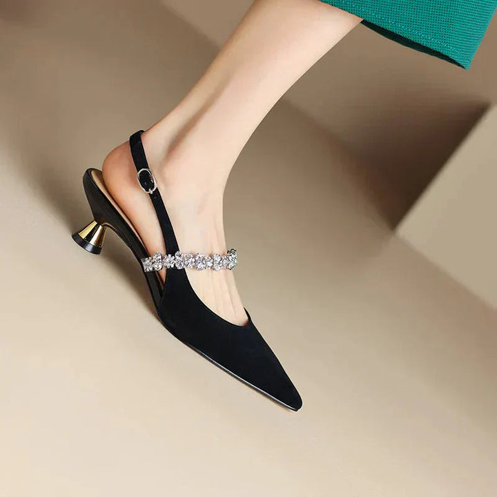 Szpilki na pasku z kryształami Slingback