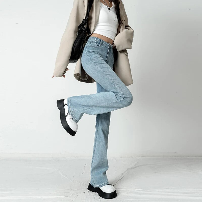 Jeans retro clásicos y versátiles de mujer de tiro alto y acampanados