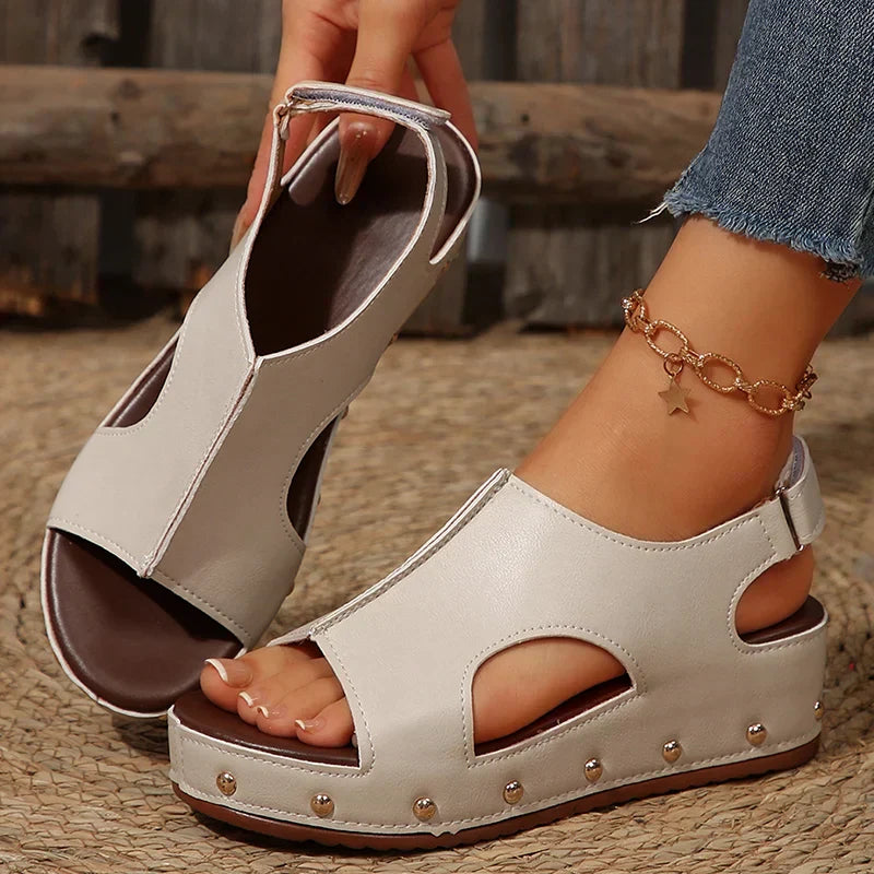 Sandalias de plataforma para uso diario y comodidad