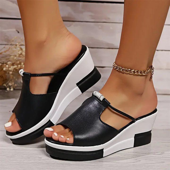 Sandalias ortopédicas con cuña acolchada