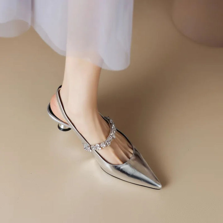 Szpilki na pasku z kryształami Slingback
