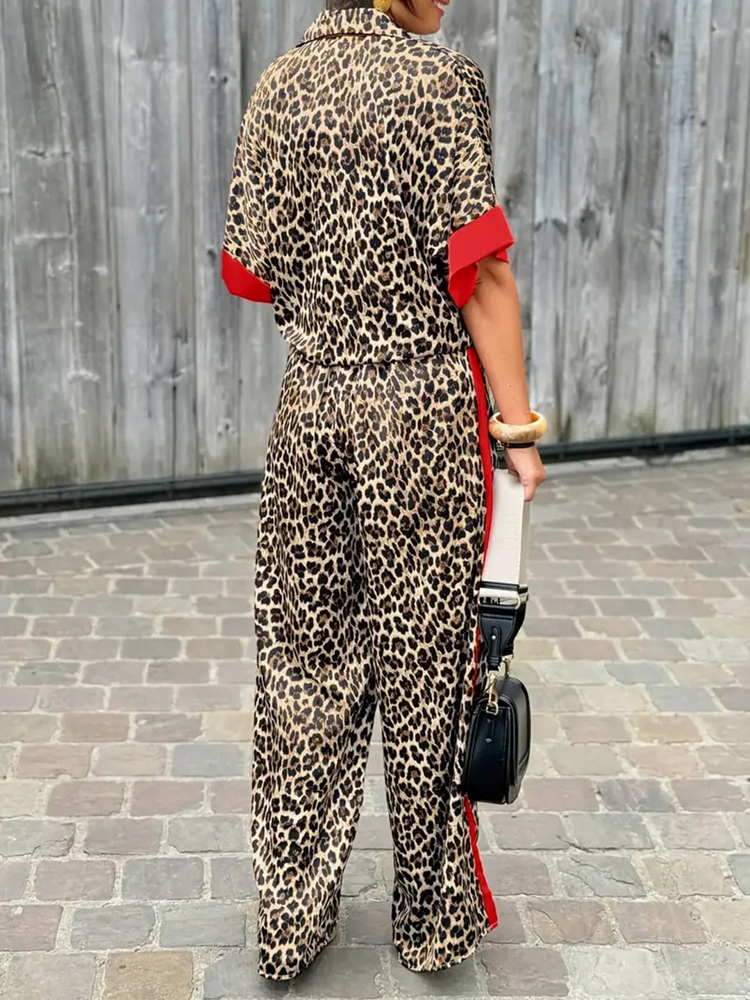 Conjunto Coordinado Fluido con Estampado de Leopardo
