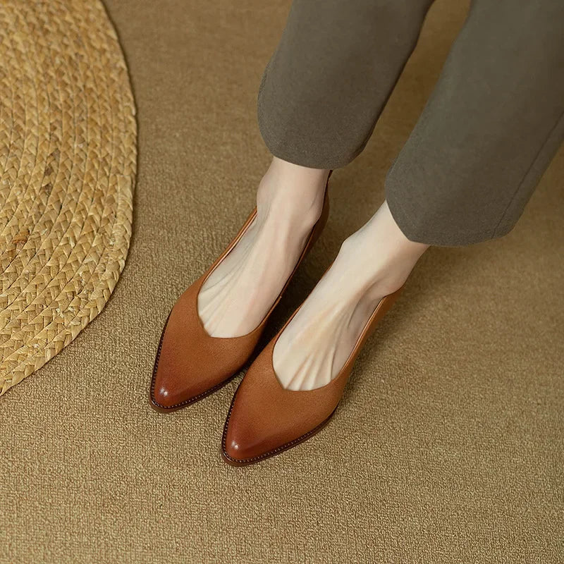 Zapatos de tacón de oficina con punta puntiaguda