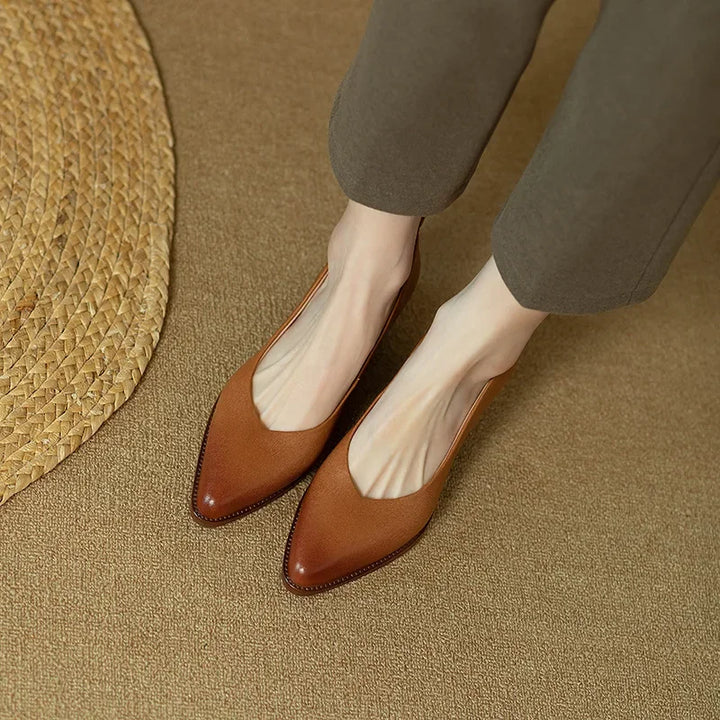 Zapatos de tacón de oficina con punta puntiaguda