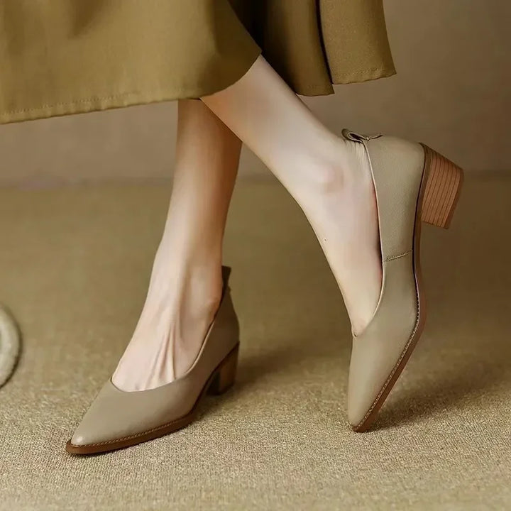 Zapatos de tacón de oficina con punta puntiaguda