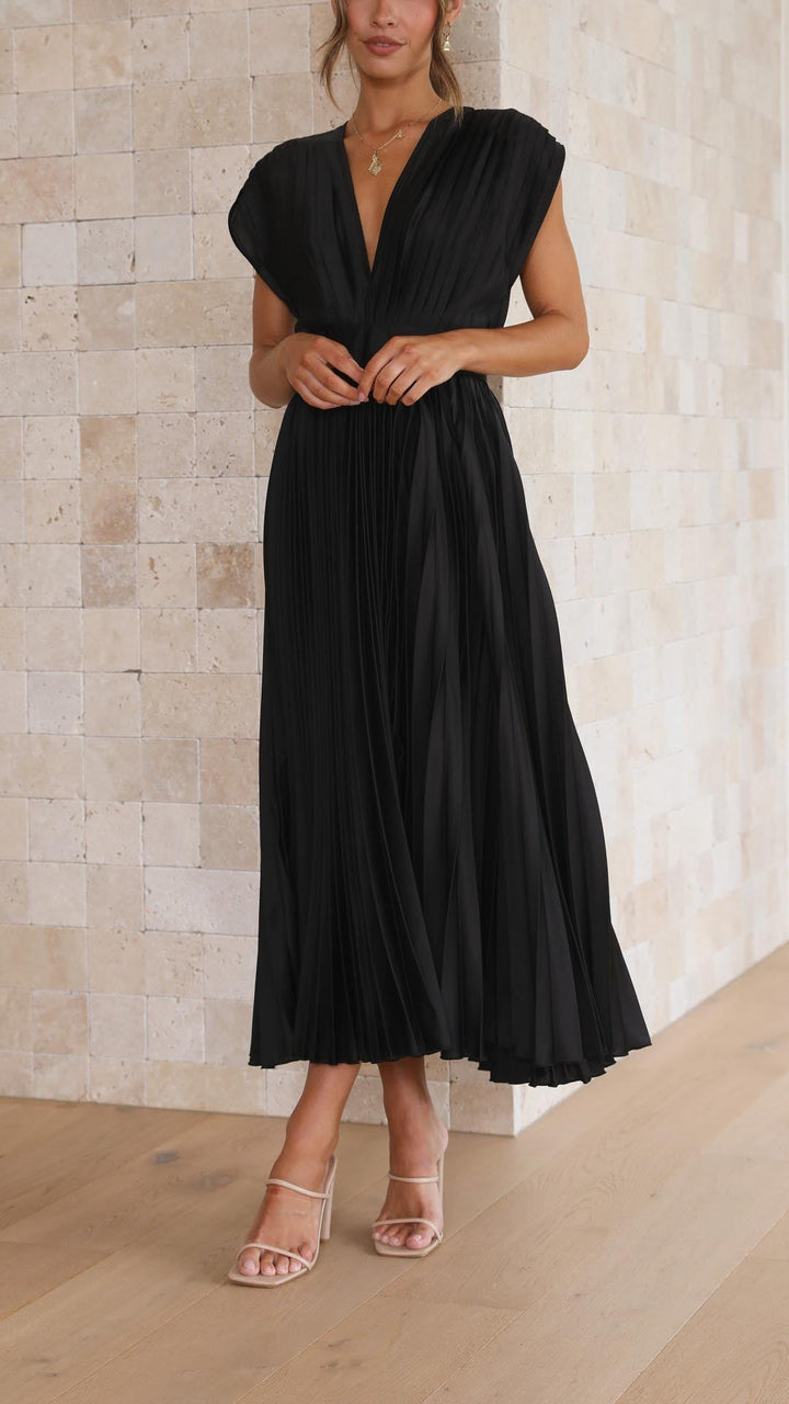 Elegancka plisowana sukienka maxi