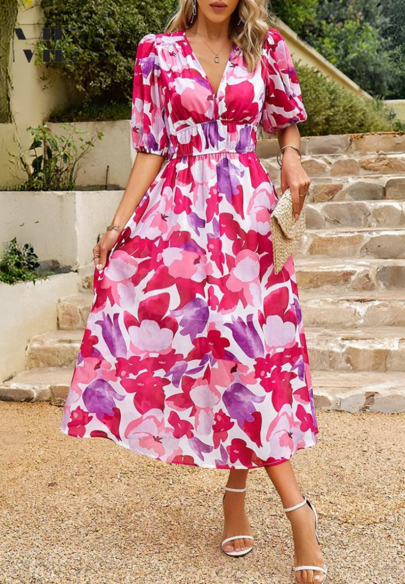 Elegancka sukienka w kwiaty