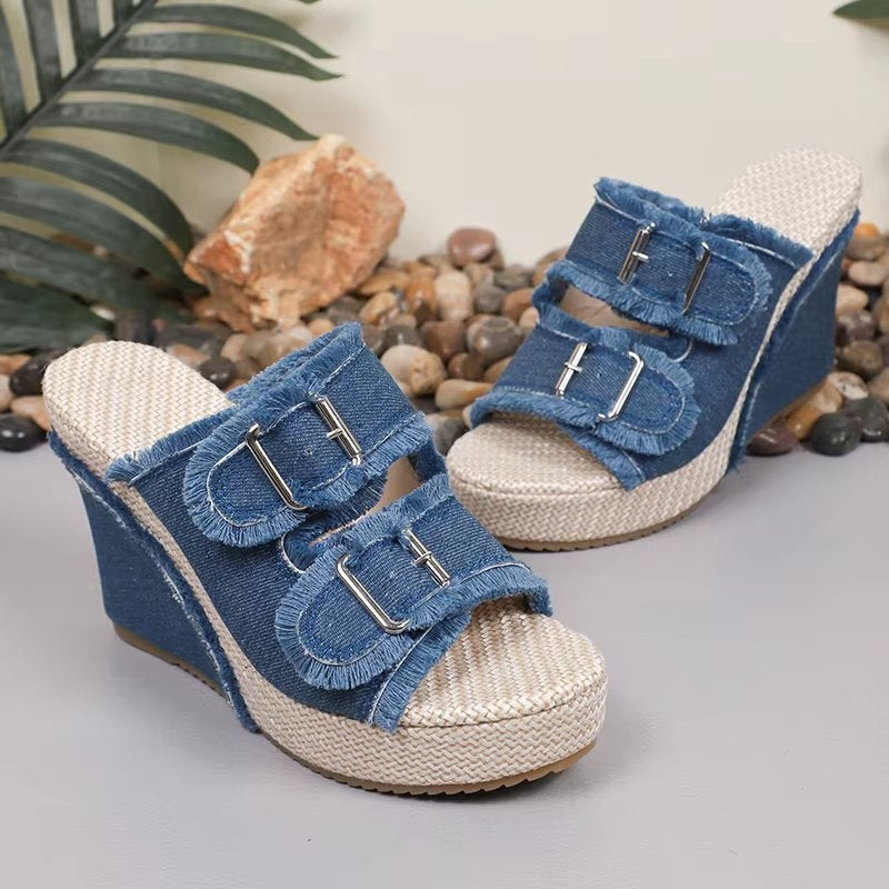 Sandalias de cuña con hebilla ajustable