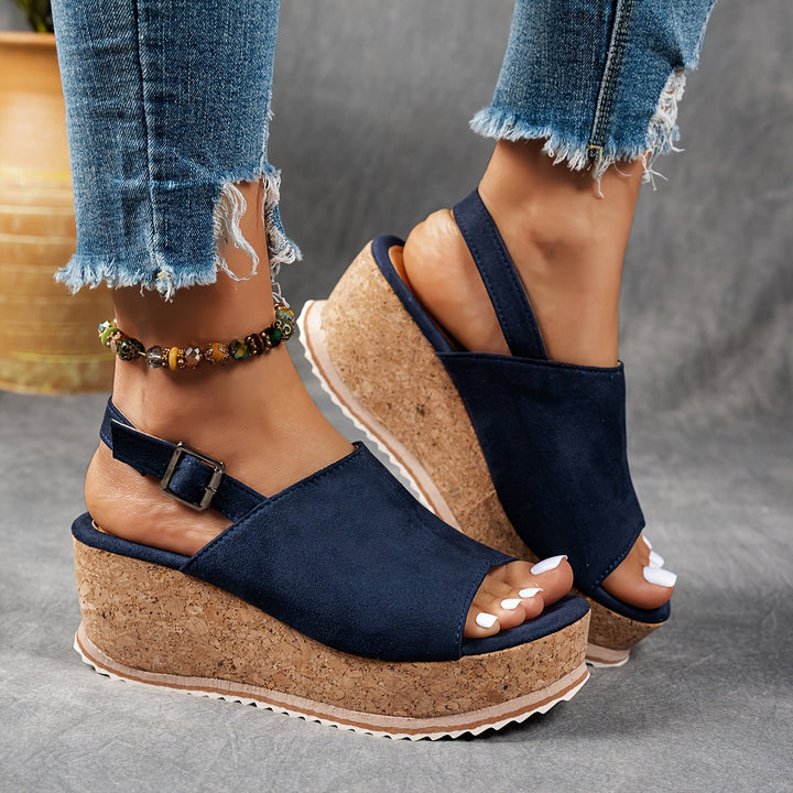 Sandalias cómodas con hebilla y plataforma