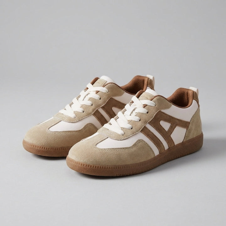 Low Top Casual Comfort Sneakers