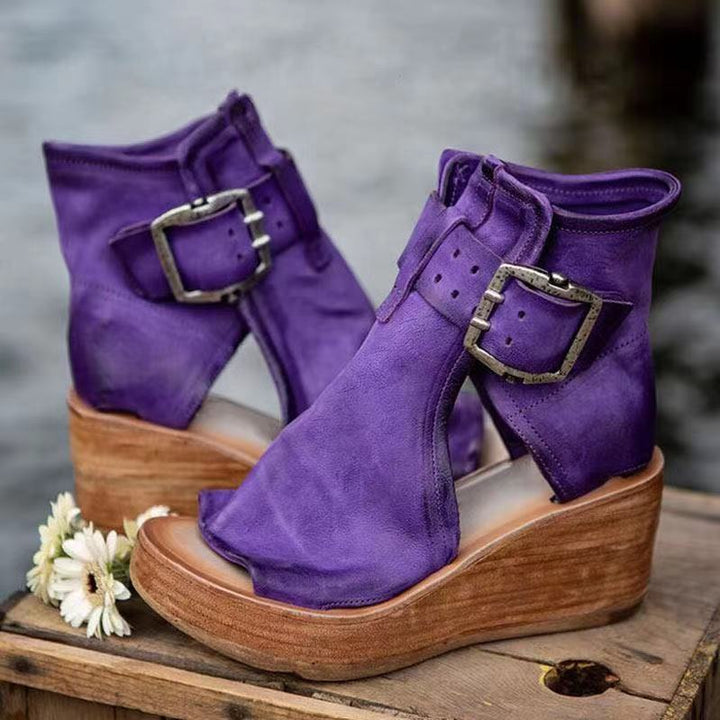 Sandalias de cuña con hebilla bohemias