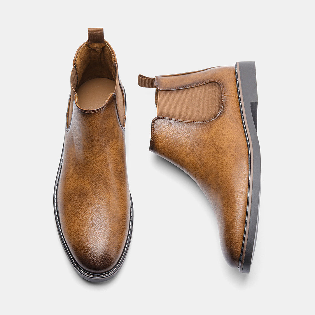 Men’s Sleek Versatile Chelsea Boots for Outdoor Use
