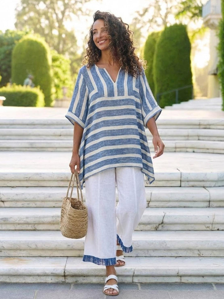 Conjunto de camiseta a rayas y pantalones de pierna ancha