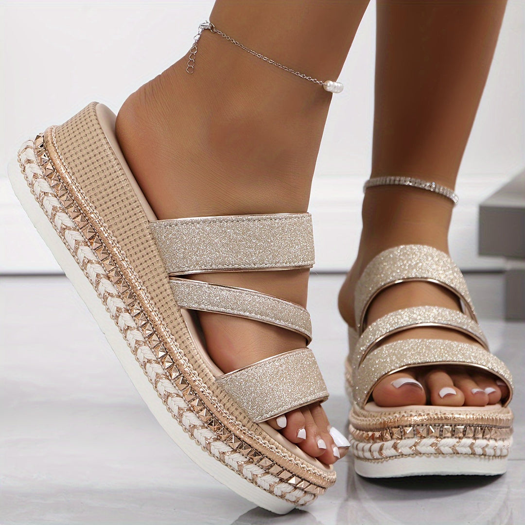 Relaxed Flat Comfort Sandals