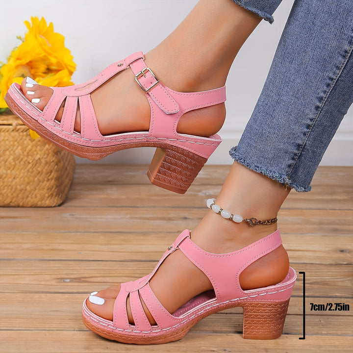 Sandalias cómodas con tacón cuadrado