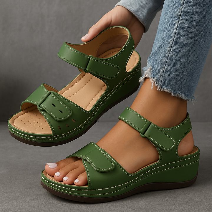 Sandalias ortopédicas con cuña elevada