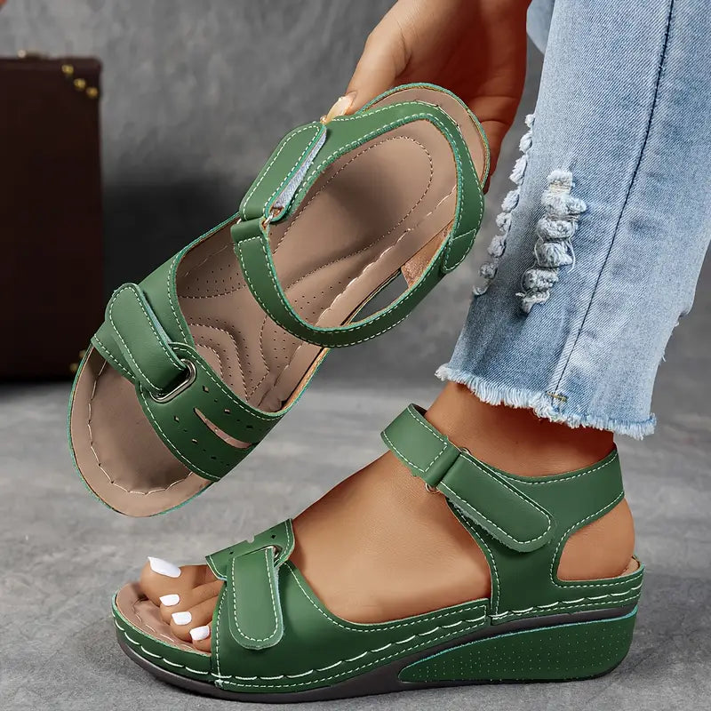 Sandalias ortopédicas con cuña y soporte