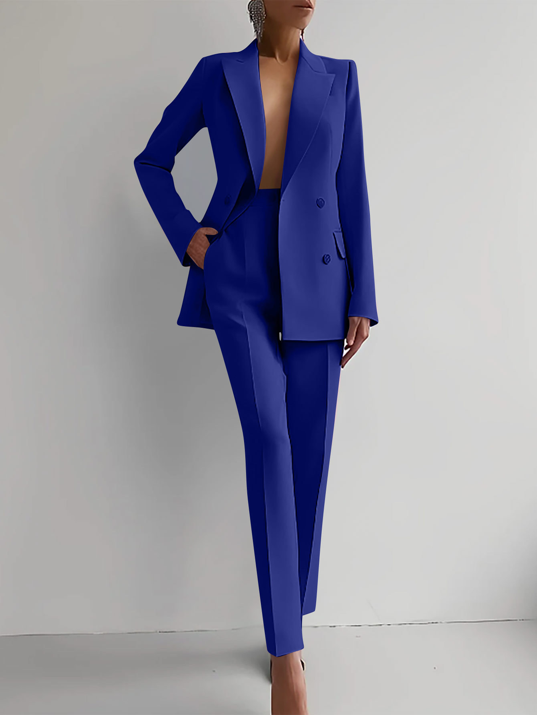 Completo pantaloni slim doppiopetto