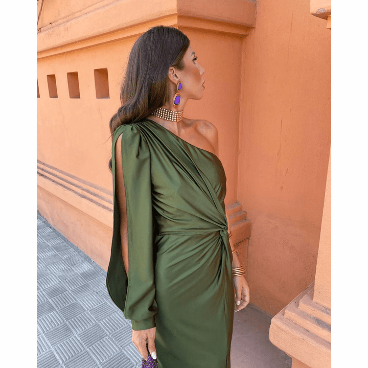 Evening Occasion Maxi Dress with Elegant Flow