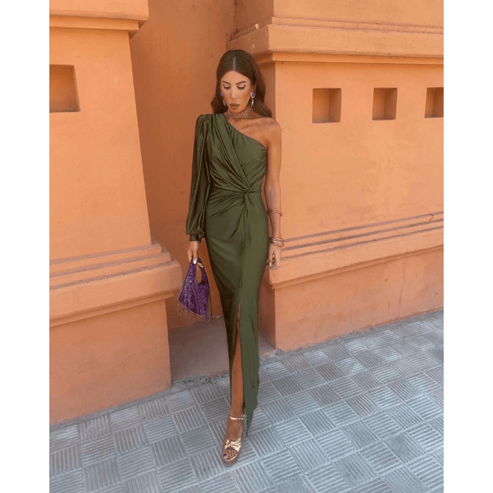 Evening Occasion Maxi Dress with Elegant Flow