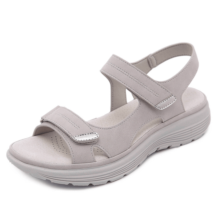 Sandalias ortopédicas flexibles y cómodas